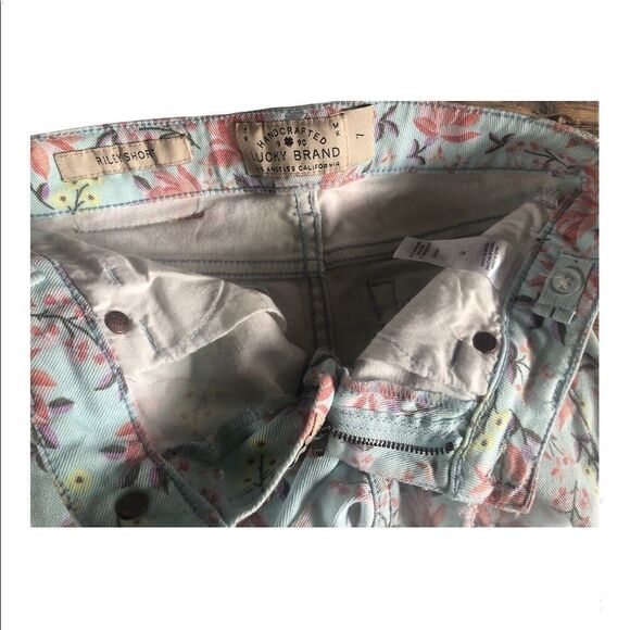 Luck Brand Riley Floral frayed shorts 7 - Picture 5 of 5